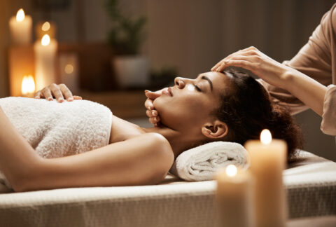 massage-sur-table-huile-chaude